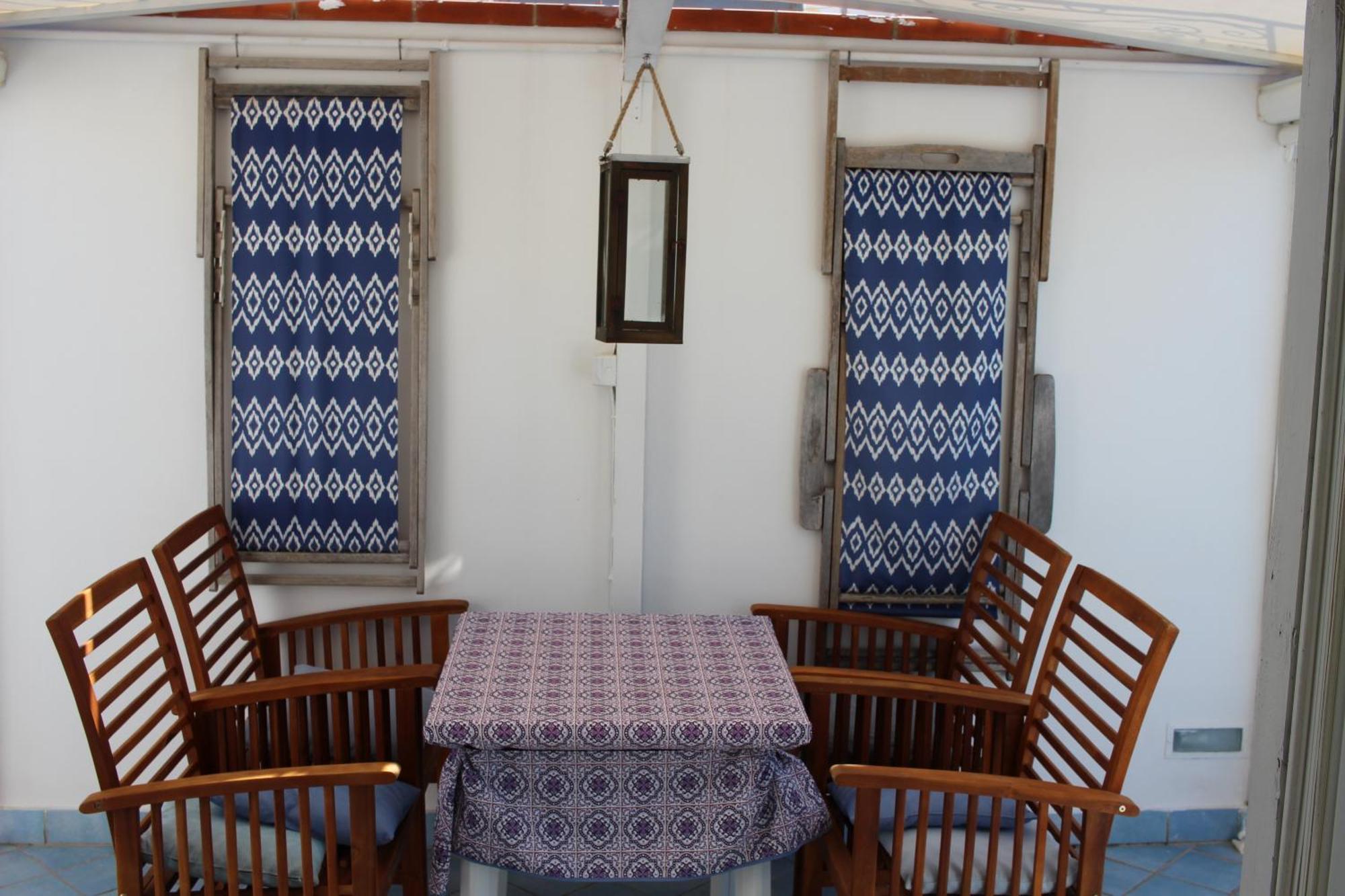 La Mansarda Sul Porto Apartment ปอนซา ภายนอก รูปภาพ
